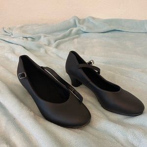 1.5’ inch character shoes